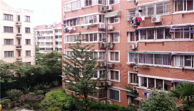 搜房网视频看房之走进梅花山庄