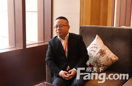 【北京】专访 :张鹏:一线城市是"变化" 房价不会出现断崖式下降