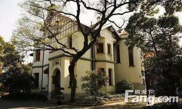 上海著名丁香之一的意思洋房石榴裙花园图片