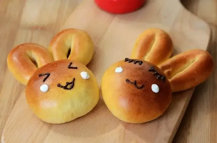 以假乱真的萌兔造型面包, 颠覆传统面包造型, 在这里,和自家宝贝移痧