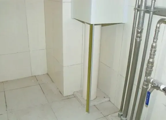 厨卫包立管用哪种龙骨好?别再用木龙骨了,我家用半年就受潮变形