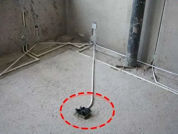 9,餐厅安装一个多功能五孔地插,吃火锅再也不用拖着插排了8,餐厅尽量