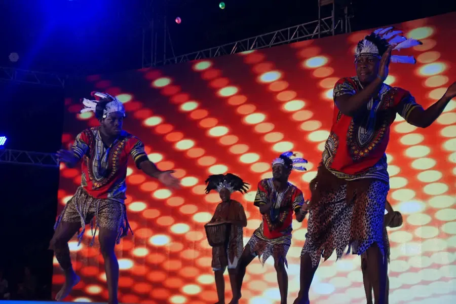 非洲手鼓舞表演